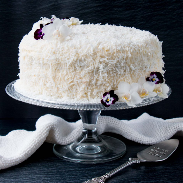 how to make coconut cake with coconut milk, coconut cake frosting